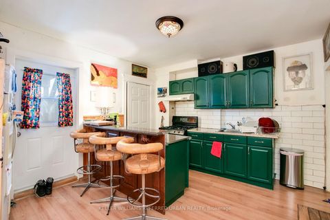 Photo 9 at 458 Concord Avenue, Junction, Toronto