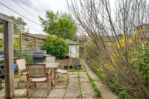 Photo 22 at 458 Concord Avenue, Junction, Toronto