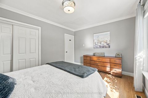 Photo 19 at 15 Velma Drive, Queensway, Toronto