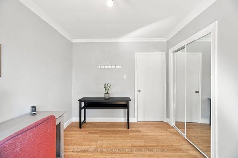 Photo 23 at 15 Velma Drive, Queensway, Toronto