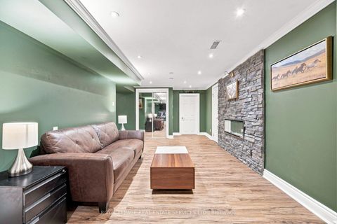 Photo 28 at 15 Velma Drive, Queensway, Toronto