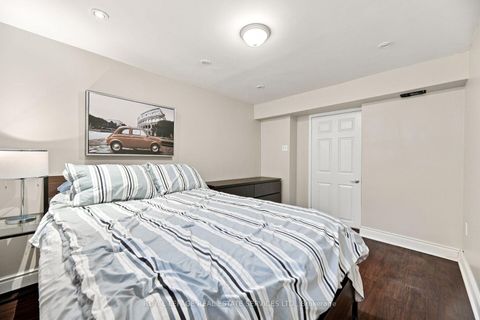 Photo 36 at 15 Velma Drive, Queensway, Toronto