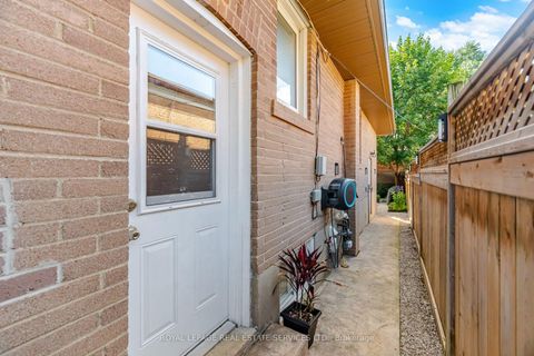 Photo 39 at 15 Velma Drive, Queensway, Toronto