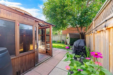 Photo 40 at 15 Velma Drive, Queensway, Toronto