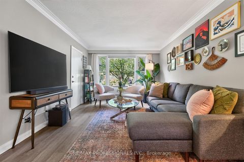Photo 8 at 31 Long Branch Avenue, Long Branch, Toronto