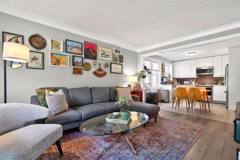 Photo 9 at 31 Long Branch Avenue, Long Branch, Toronto