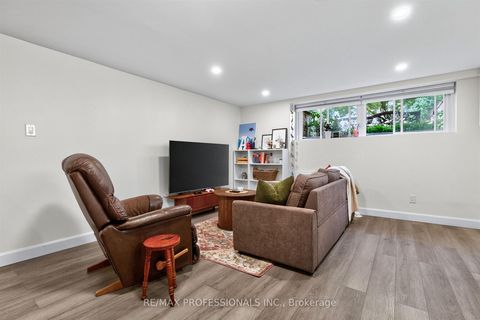 Photo 27 at 31 Long Branch Avenue, Long Branch, Toronto