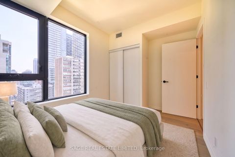 Photo 12 at 1508 - 109 Erskine Avenue, Mount Pleasant West, Toronto