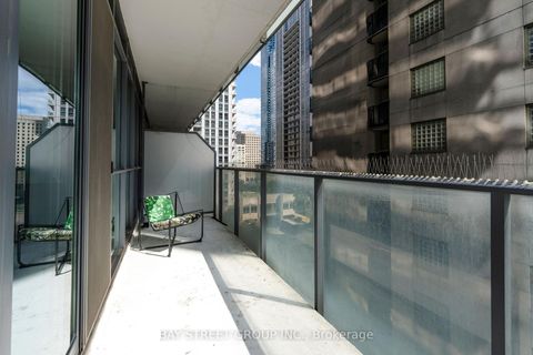 Photo 17 at 709 - 770 Bay Street, Bay Street Corridor, Toronto