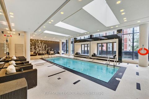 Photo 28 at 709 - 770 Bay Street, Bay Street Corridor, Toronto