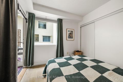 Photo 12 at 410 - 437 Roncesvalles Avenue, Roncesvalles, Toronto