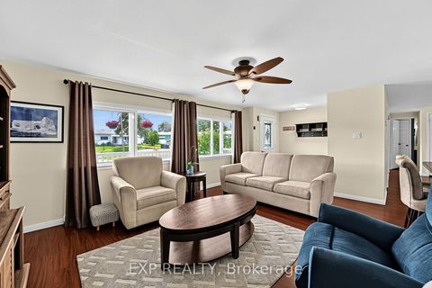 Photo 11 at 4 Fairbirch Court, Rural Innisfil, Innisfil