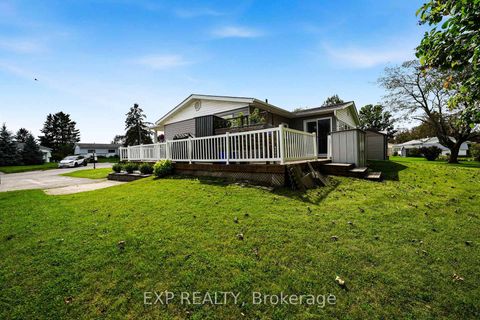 Photo 37 at 4 Fairbirch Court, Rural Innisfil, Innisfil