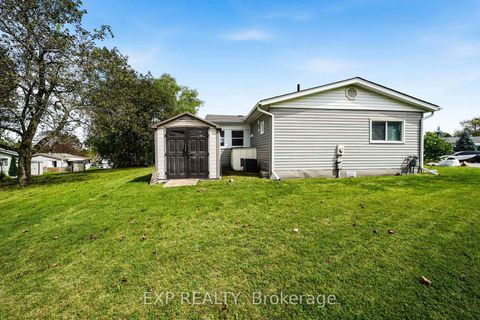 Photo 38 at 4 Fairbirch Court, Rural Innisfil, Innisfil