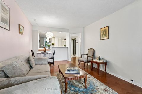 Photo 4 at 204 - 15 Maitland Place, South St. James Town, Toronto