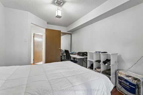 Photo 18 at 204 - 15 Maitland Place, South St. James Town, Toronto