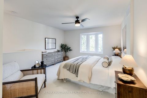 Photo 18 at 599 Roehampton Avenue, Mount Pleasant East, Toronto