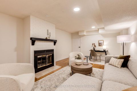 Photo 23 at 599 Roehampton Avenue, Mount Pleasant East, Toronto