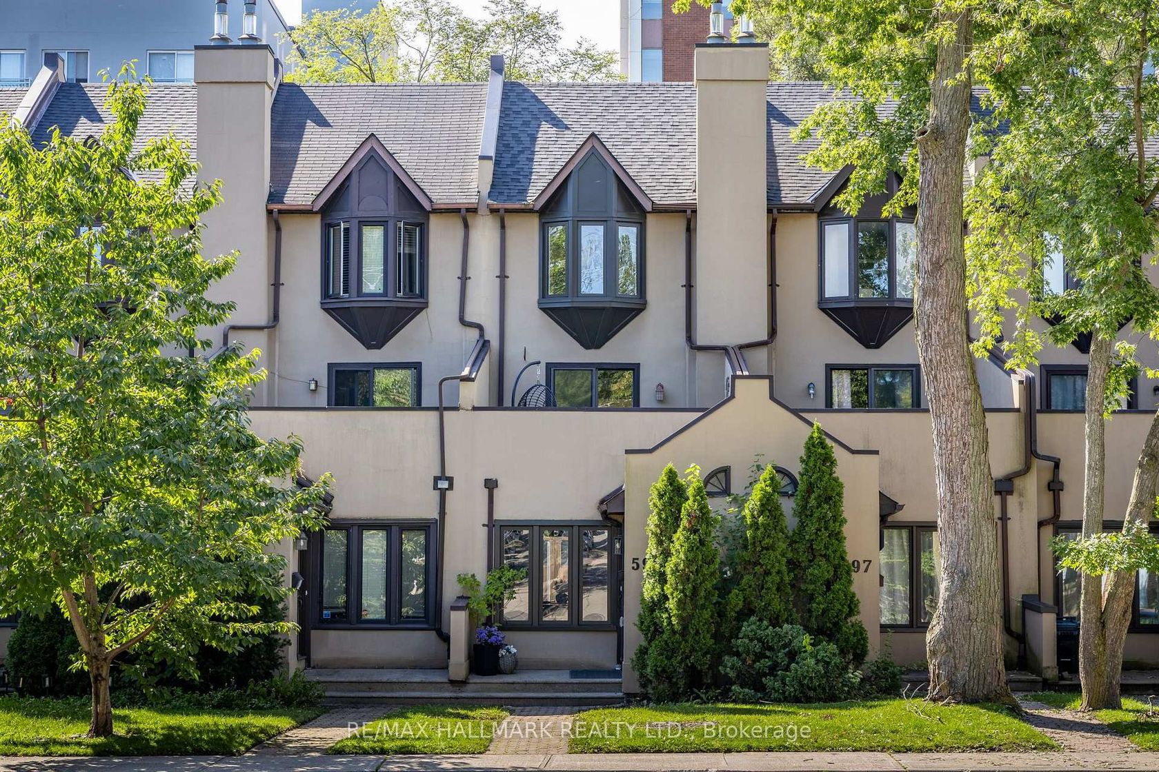 599 Roehampton Avenue, Mount Pleasant East, Toronto 