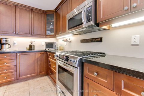 Photo 8 at 14 Bowers Road, Holland Landing, East Gwillimbury