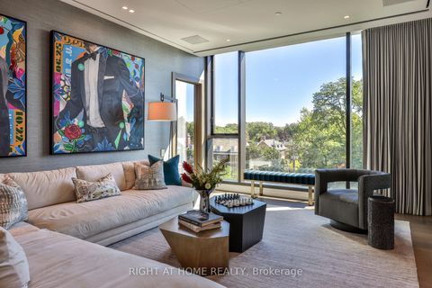 Photo 2 at 501 - 1 Roxborough Street E, Moore Park, Toronto
