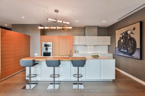 Photo 7 at 501 - 1 Roxborough Street E, Moore Park, Toronto