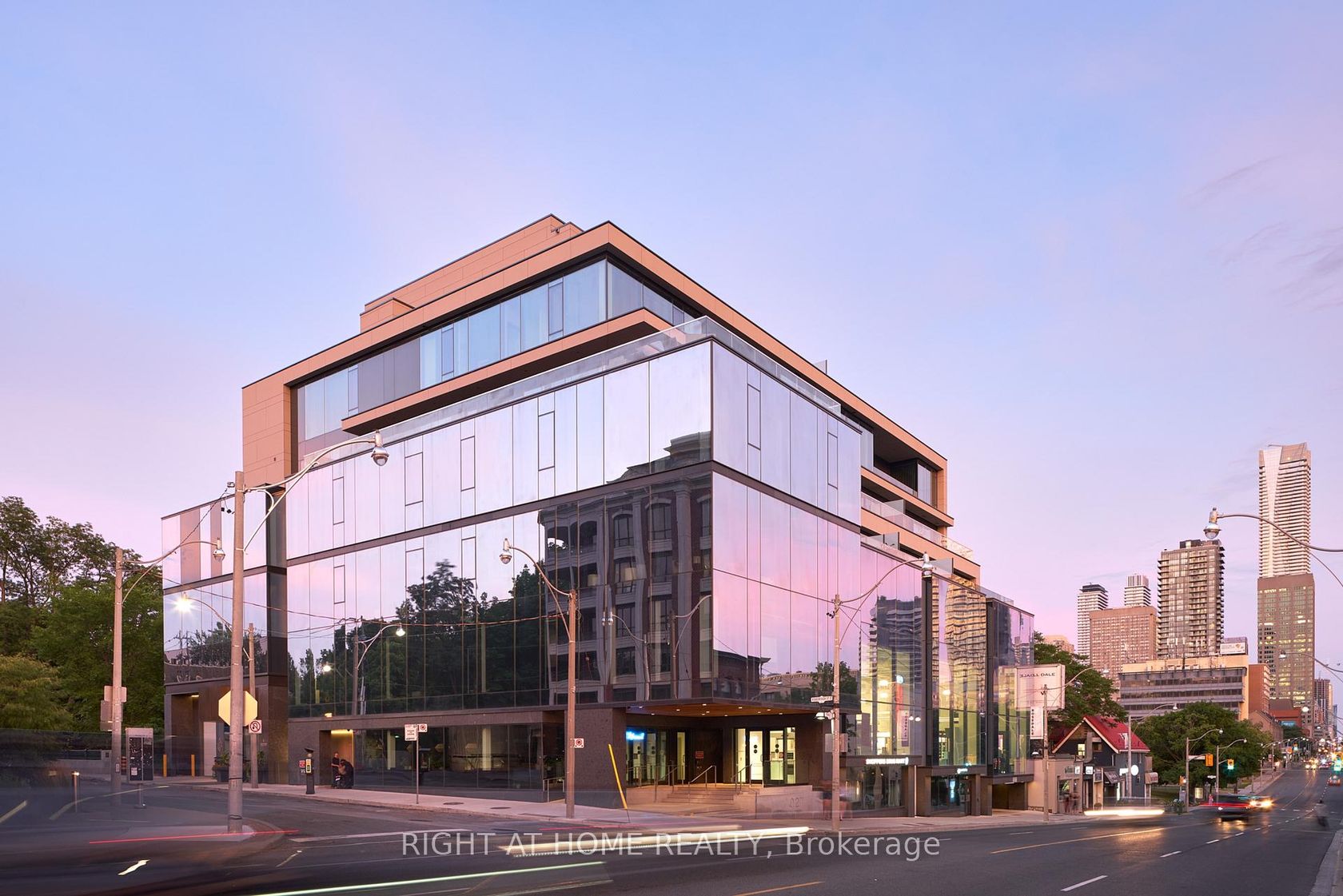 501 - 1 Roxborough Street E, Moore Park, Toronto photo number 2