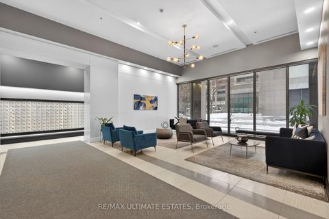 Photo 2 at 2205 - 19 Grand Trunk Crescent, Waterfront Communities C1, Toronto