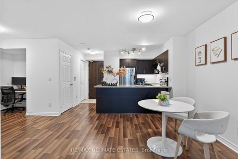 Photo 5 at 2205 - 19 Grand Trunk Crescent, Waterfront Communities C1, Toronto