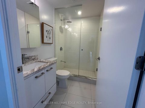 Photo 6 at 809 - 2221 Yonge Street, Mount Pleasant West, Toronto