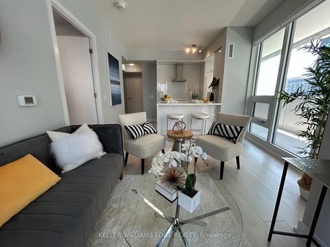 Photo 14 at 809 - 2221 Yonge Street, Mount Pleasant West, Toronto