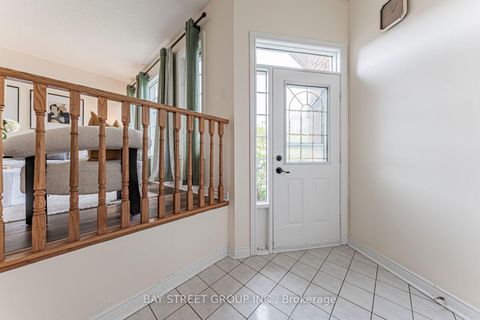 Photo 1 at 93 Sunbird Boulevard, Keswick North, Georgina