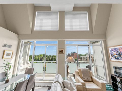 Photo 11 at PH 802 - 1801 Bayview Avenue, Leaside, Toronto