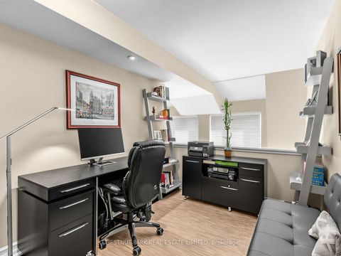 Photo 29 at PH 802 - 1801 Bayview Avenue, Leaside, Toronto