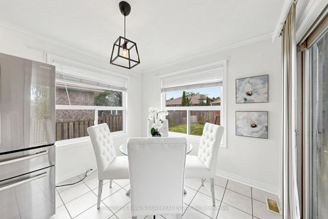 Photo 18 at 20 Kerfoot Crescent, Keswick North, Georgina