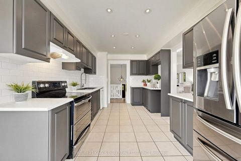 Photo 20 at 20 Kerfoot Crescent, Keswick North, Georgina