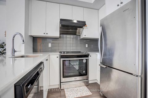Photo 8 at 348 - 555 William Graham Drive, Rural Aurora, Aurora