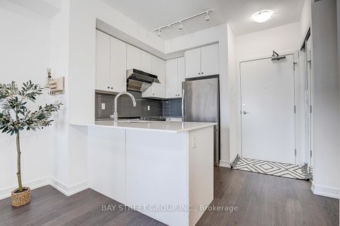 Photo 9 at 348 - 555 William Graham Drive, Rural Aurora, Aurora