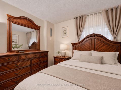 Photo 9 at 413 - 4060 Lawrence Avenue E, West Hill, Toronto