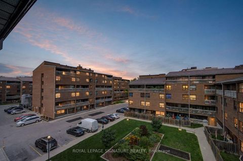 Photo 42 at 413 - 4060 Lawrence Avenue E, West Hill, Toronto