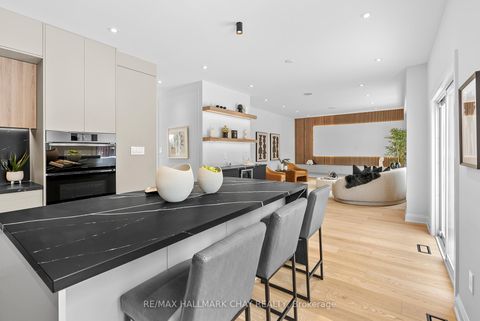 Photo 11 at 110 Glendower Crescent, Keswick North, Georgina