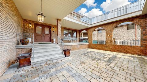 Photo 2 at 76 Spruce Avenue, South Richvale, Richmond Hill