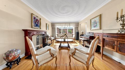 Photo 4 at 76 Spruce Avenue, South Richvale, Richmond Hill
