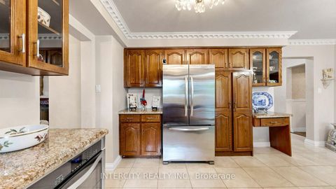 Photo 21 at 76 Spruce Avenue, South Richvale, Richmond Hill
