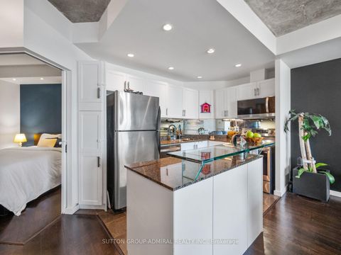 Photo 2 at 2103 - 218 Queens Quay Boulevard W, Waterfront Communities C1, Toronto