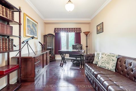 Photo 14 at 15 Clarendon Drive, Bayview Hill, Richmond Hill
