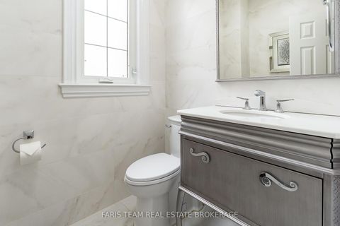 Photo 15 at 15 Clarendon Drive, Bayview Hill, Richmond Hill