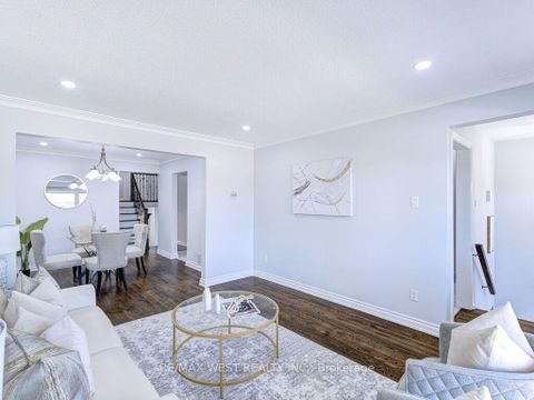 Photo 6 at 17 Cabana Drive, Humber Summit, Toronto