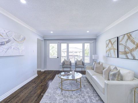 Photo 8 at 17 Cabana Drive, Humber Summit, Toronto