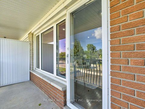 Photo 31 at 17 Cabana Drive, Humber Summit, Toronto